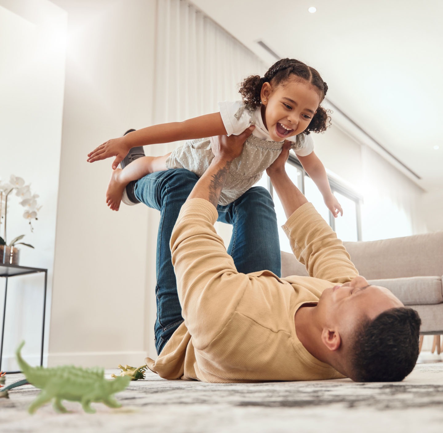 imgi_8_ph-daughter-father-playing@2x